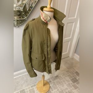 Like New Burberry Green Bomber Windbreaker Classic Plaid Zipper Jacket L
